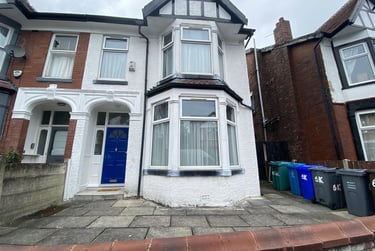 6 bed house, Kedleston Avenue, Longsight, Manchester, M145PT - Image 1